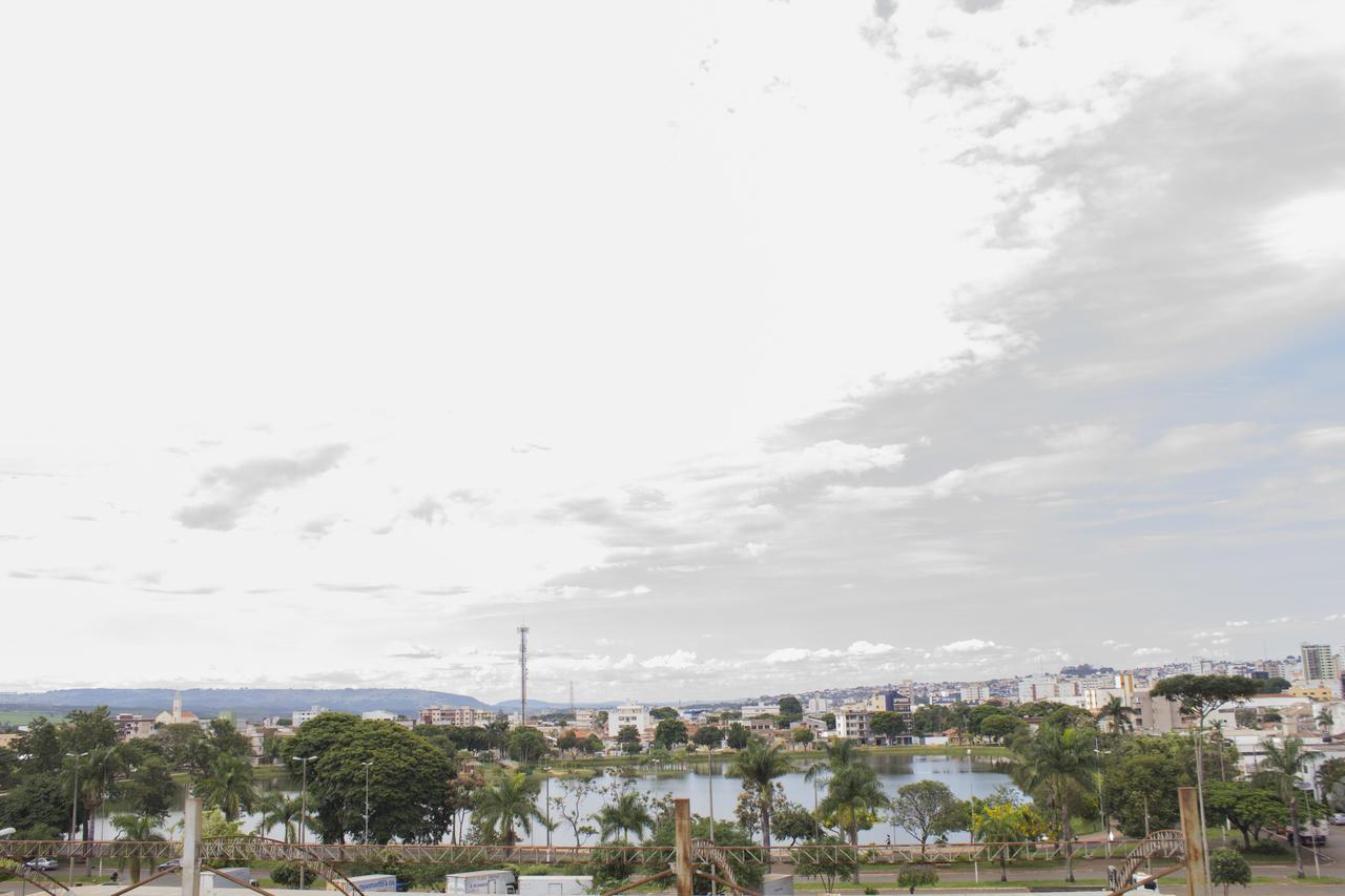 Patos Hotel Patos de Minas Dış mekan fotoğraf